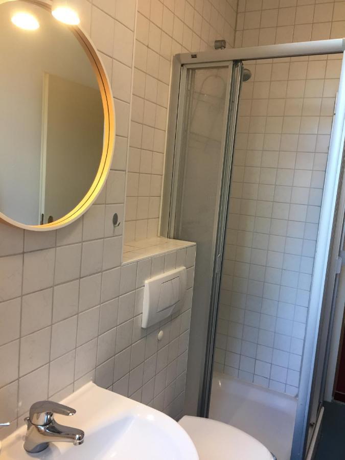 Ferienwohnung Huttenstrasse Halle Halle  Ngoại thất bức ảnh